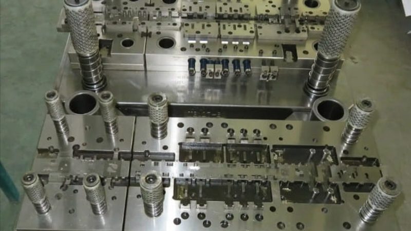 精密注塑模具：揭秘十大品牌背后的技术秘密