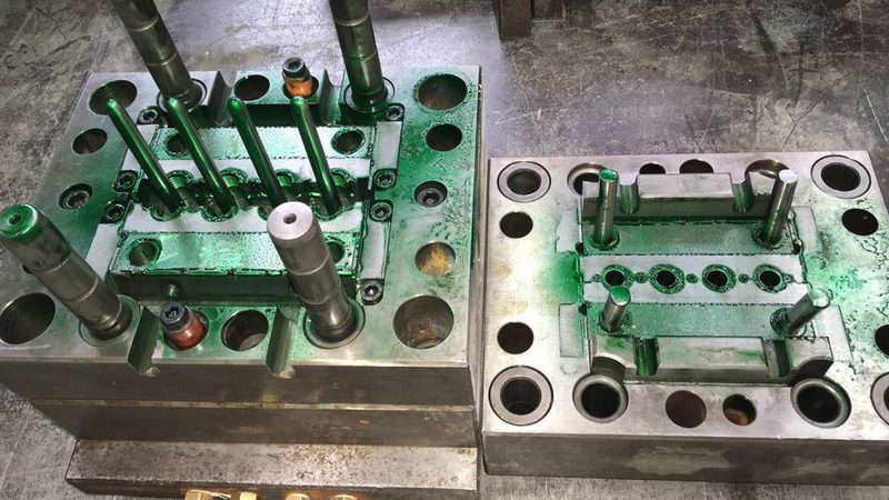 橡胶模具标准尺寸对照：关键要素解析与选型指南**