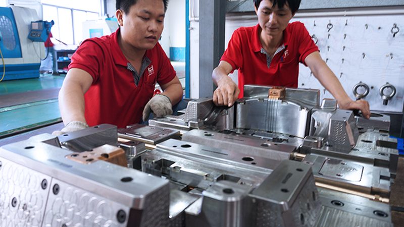 精密级进模：揭秘其核心工艺与选型要点