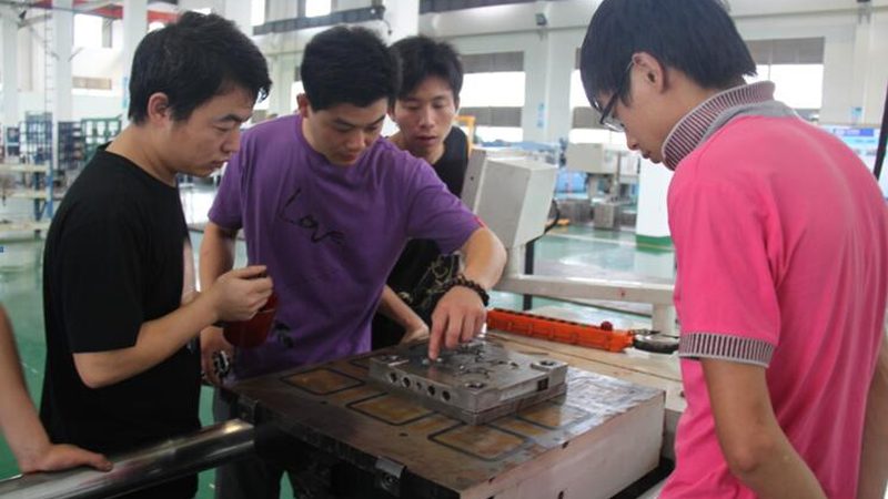 成都橡胶模具型号揭秘：分类与选型要点
