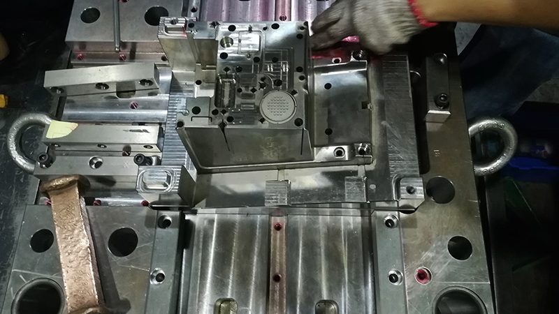 家用电器冲压模具：关键工艺与选型要点**